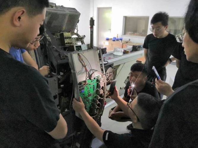 x光機(jī)維修工程師