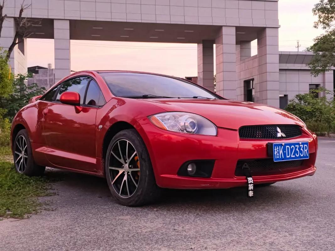 三菱伊柯麗斯圖片，三菱伊柯麗斯歷史