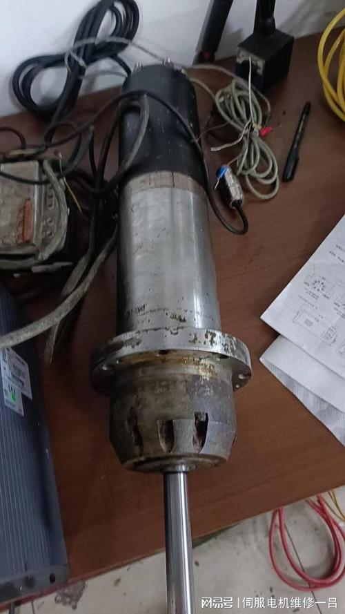 主軸伺服電機異響