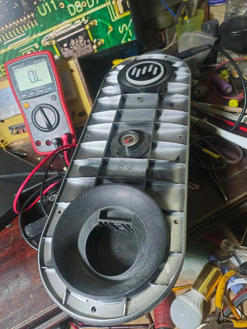 維修汽車充電器不充電