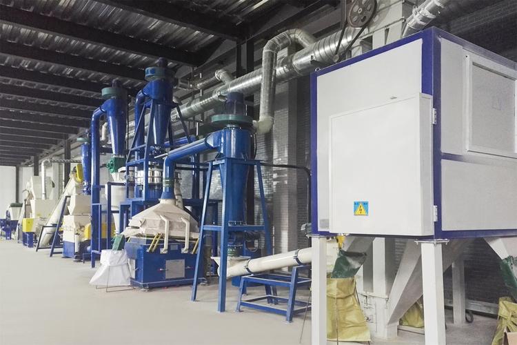 線路板回收設(shè)備廠家，線路板破碎回收處理設(shè)備