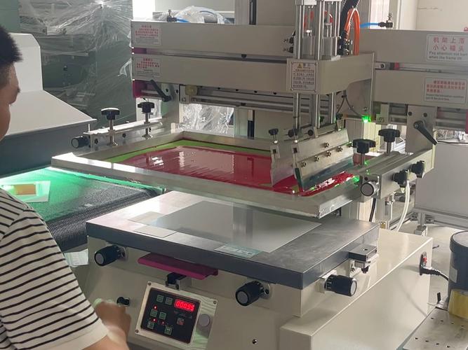 線路板絲印機定制，線路板絲印機哪家好