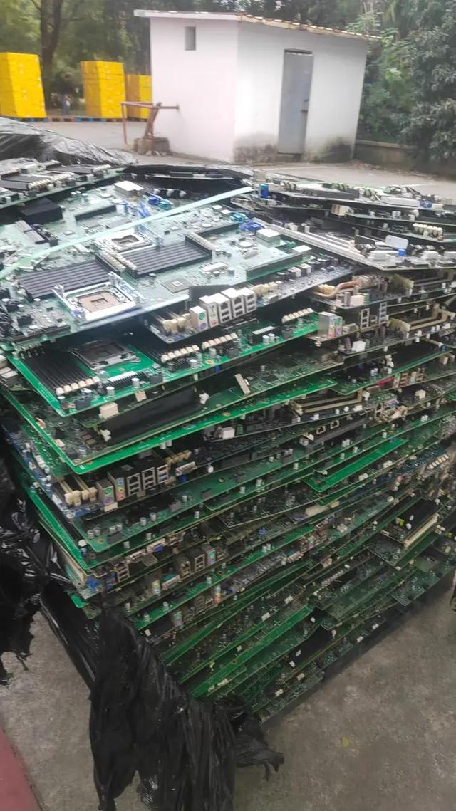 線路板貼片廠家有哪些，線路板貼片需要投資多少