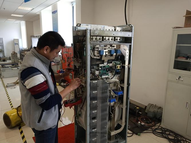 西安變頻器維修電話，西安工業變頻器維修電話