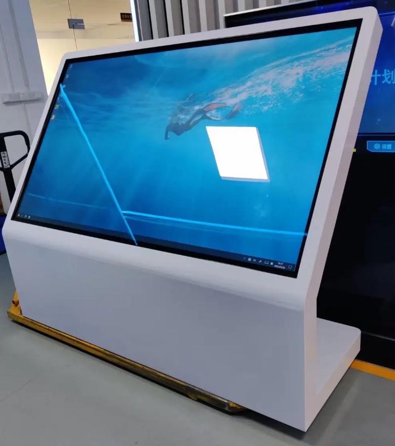 觸摸屏一體機廠家供應，觸摸屏一體機廠家價格