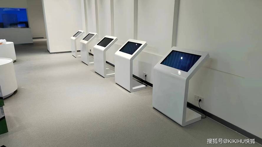 觸摸屏一體機費用，觸摸屏一體機定制