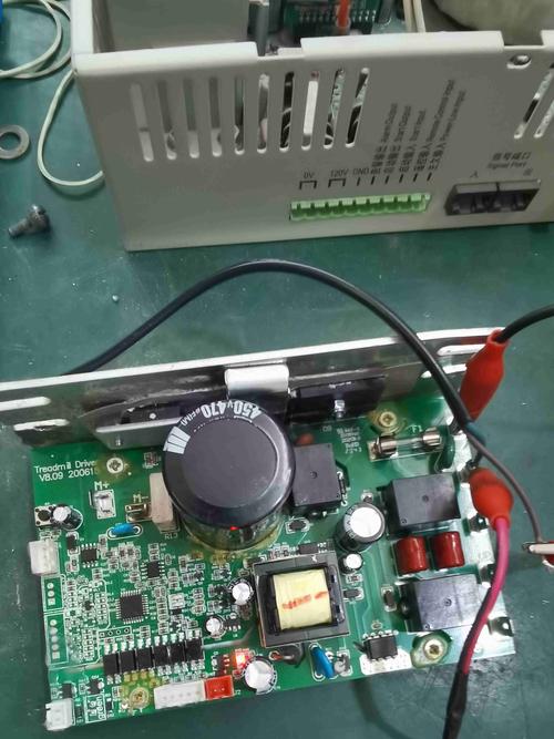 跑步機電路板怎么拆卸安裝 跑步機電路板怎么拆卸安裝