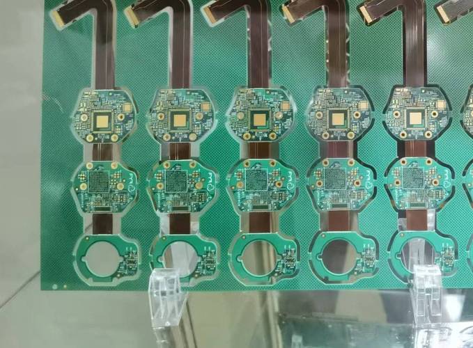 軟性電路板工程設(shè)計(jì)，軟性電路板怎么制造的