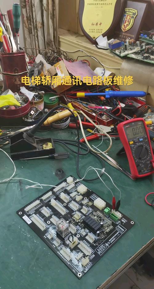 電梯電路板進水晾一天能通電嗎 電梯電路板進水晾一天能通電嗎