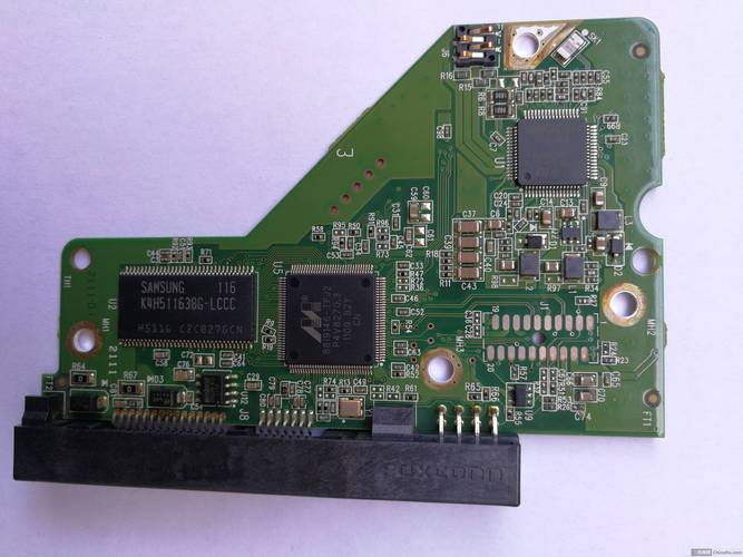 電腦硬盤電路板通用嗎 電腦硬盤電路板通用嗎