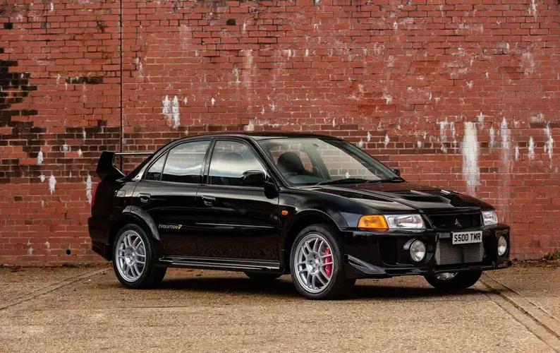 三菱evo二手車多少錢，三菱evo多少錢二手