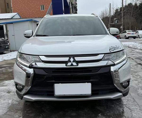 三菱多少錢一輛，歐藍德三菱多少錢