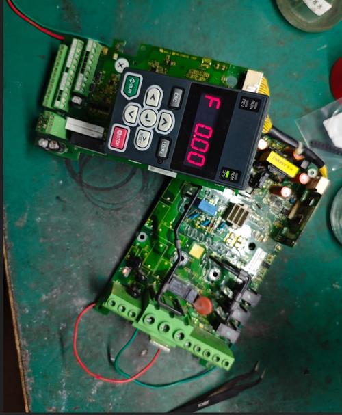 安川變頻器維修中心：專業(yè)可靠的維修服務(wù)