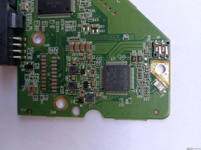 硬盤電路板維修技巧詳解