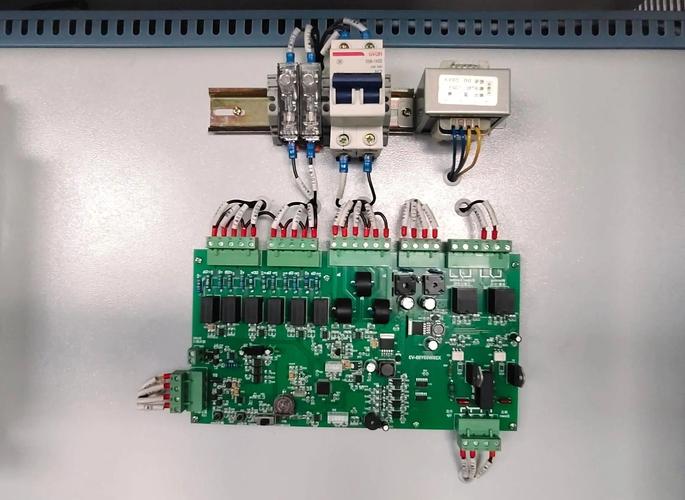 穩壓器電路板維修：解決電子設備穩定性問題的有效方法