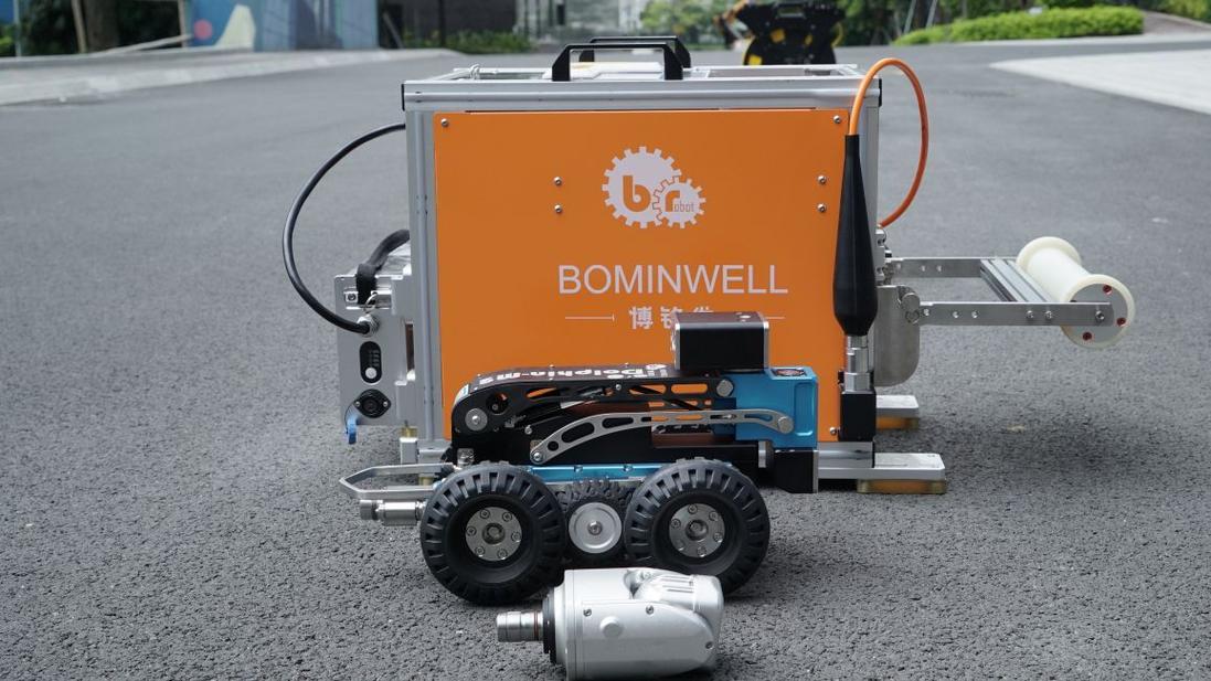 管道檢測維修操作機器人