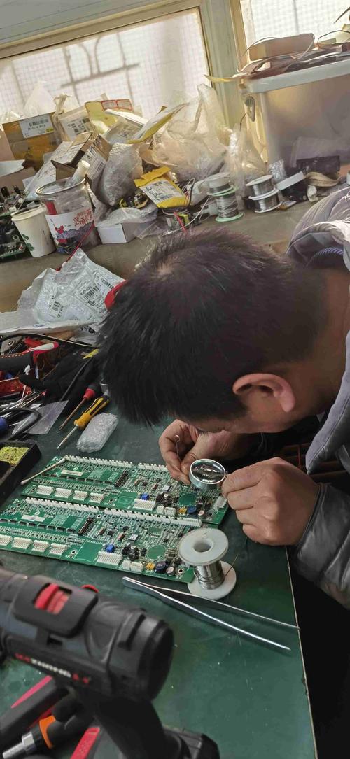 維修電路板師傅，電路板維修廠家