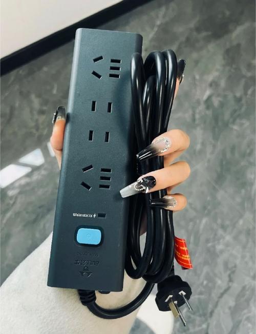 防雷插座壞了能修嗎，防雷插座工作原理