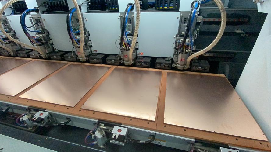 電路板鉆孔機是技術活嗎，電路板鉆孔機床視頻