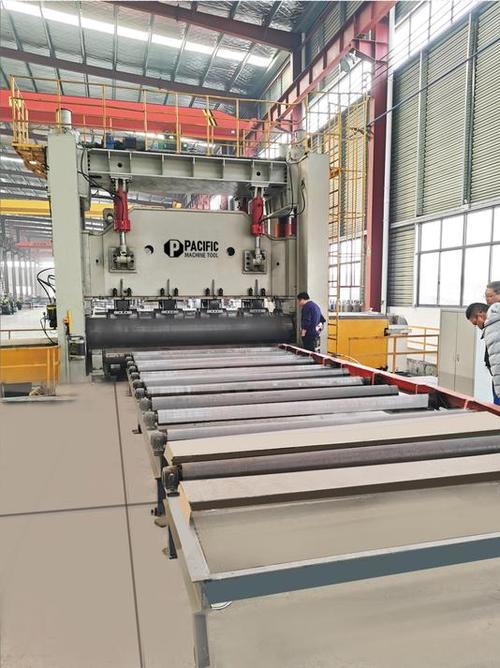 高精密矯平機，精密矯平機的矯平機構