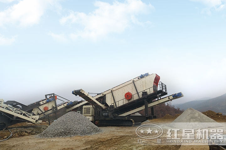 車載流動石子、粉碎機生產(chǎn)現(xiàn)場